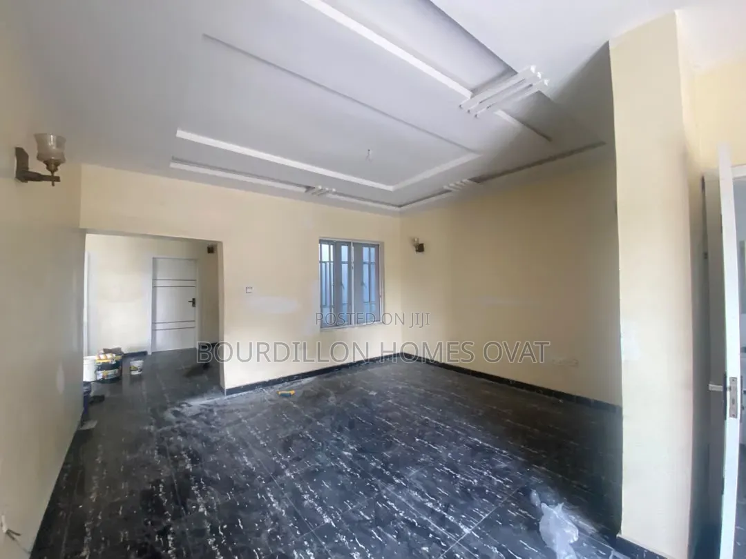 4bdrm Duplex in Lekki Scheme 2 Ajah for rent in Lekki Expressway