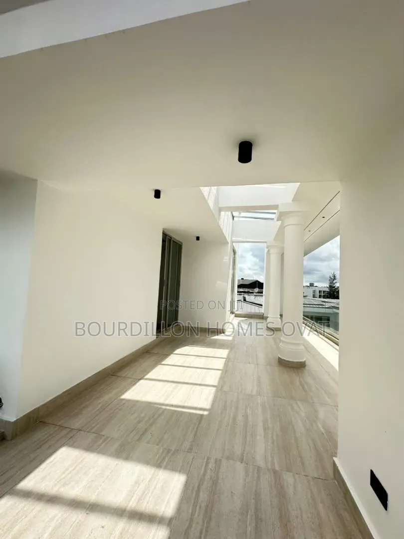 6bdrm Duplex in Banana Island Ikoyi for sale in Banana Island