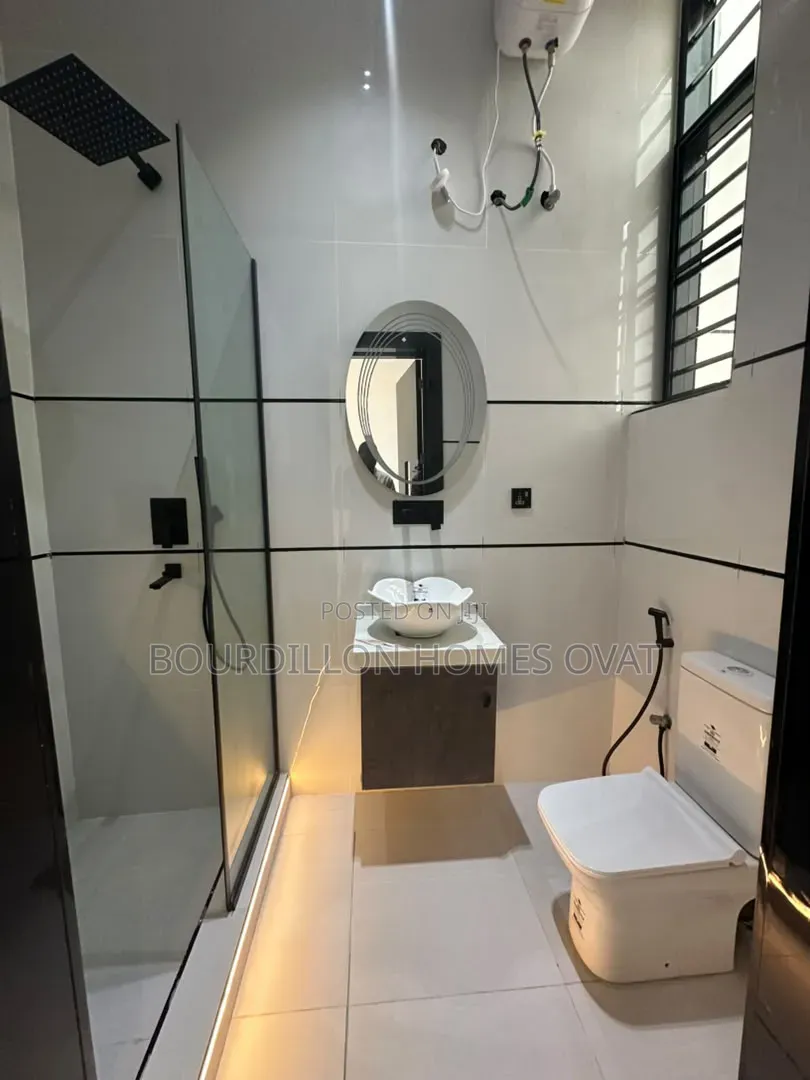 5bdrm Duplex in Orchid Lekki Lagos for sale in Lekki Expressway