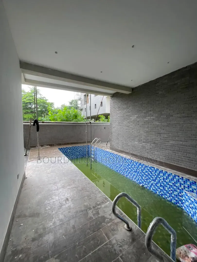 5bdrm Duplex in Banana Island Ikoyi for sale in Banana Island