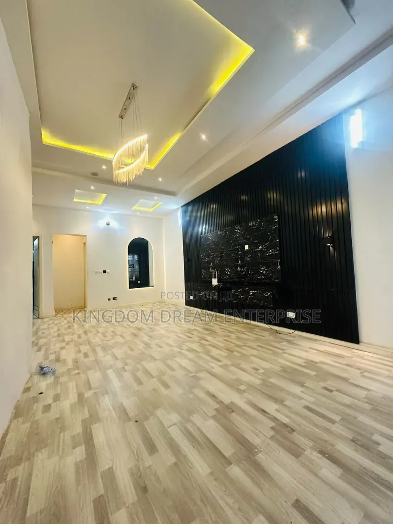 1bdrm Apartment in Orchid Lekki Lagos for rent in Lekki Expressway
