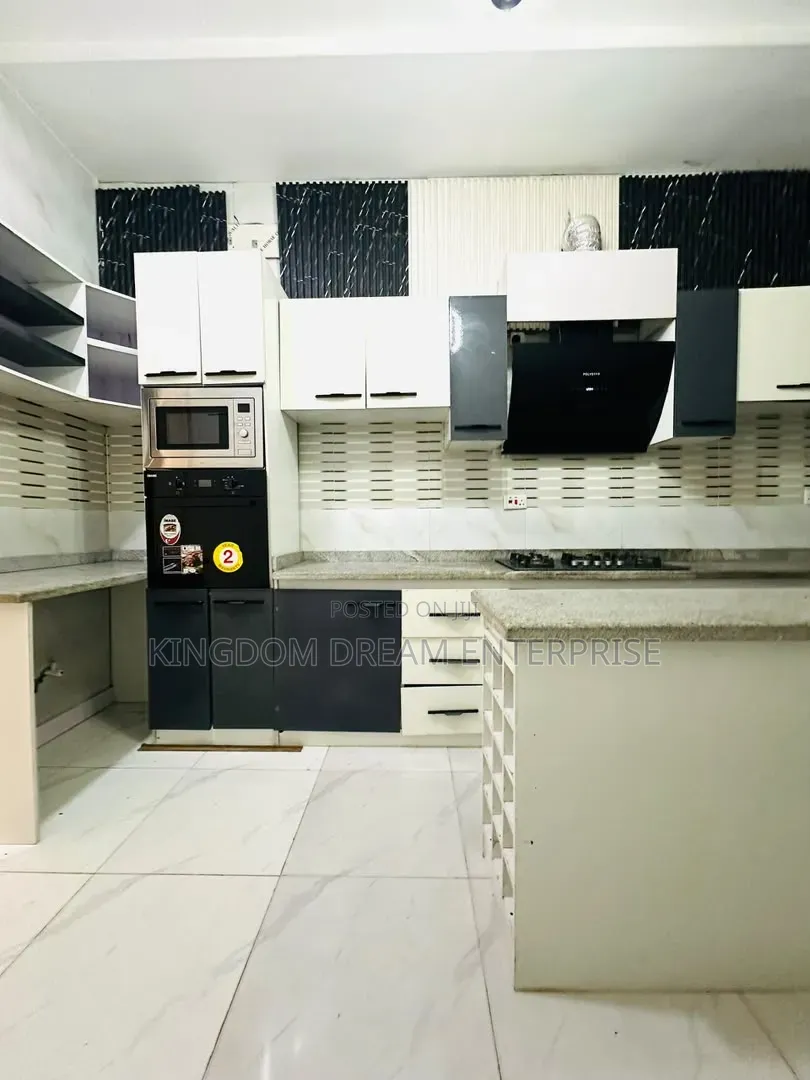 1bdrm Apartment in Orchid Lekki Lagos for rent in Lekki Expressway