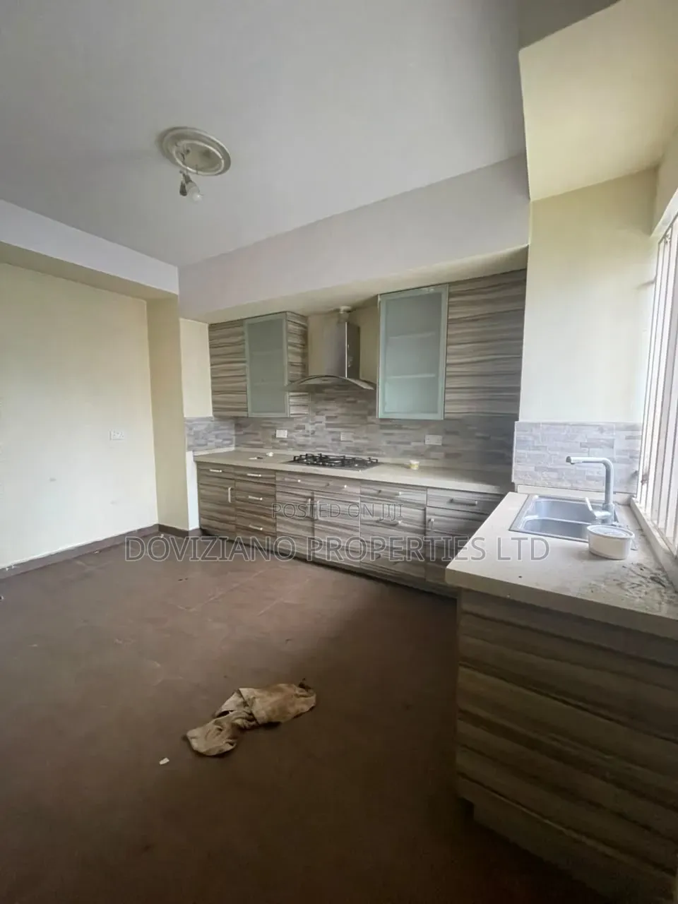 4bdrm Duplex in Parkview Estate for rent in Parkview Estate