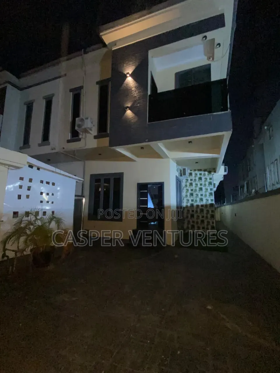 Furnished 4bdrm Duplex in Alternative, Chevron for rent in Chevron