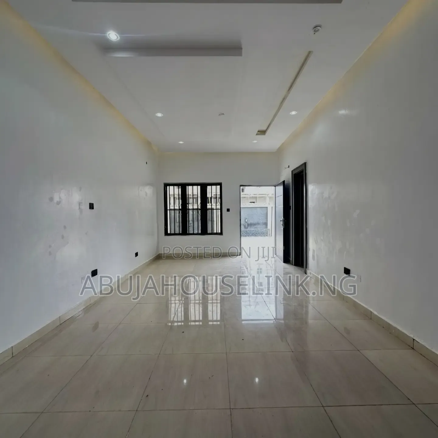 3bdrm Apartment in Wuye- Dakibiyu Abuja for sale in Wuye