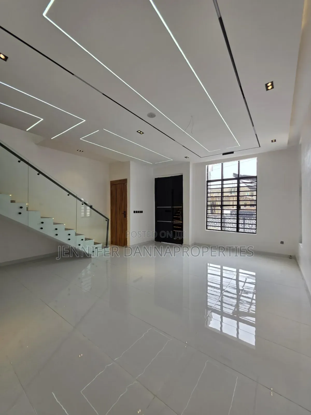 5bdrm Duplex in Lekki Palm City, Ado / Ajah for sale in Ado / Ajah