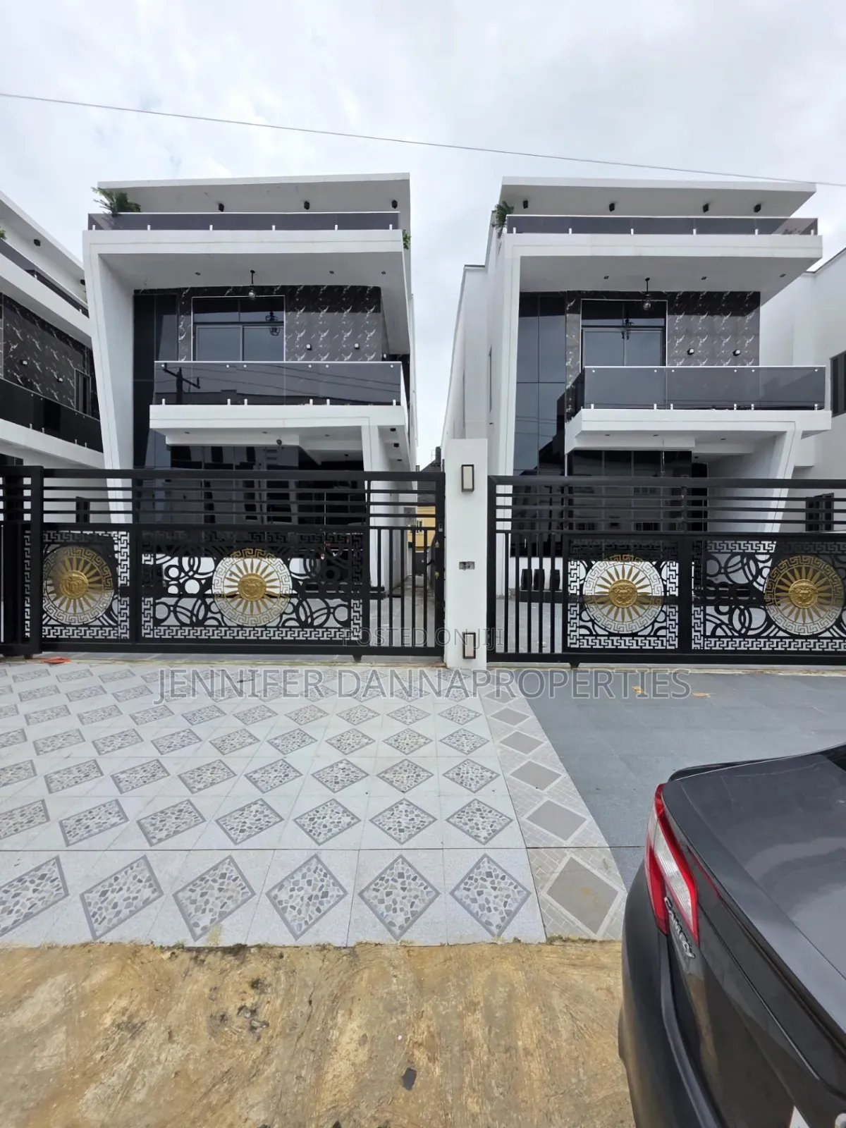 5bdrm Duplex in Sangotedo for sale in Sangotedo