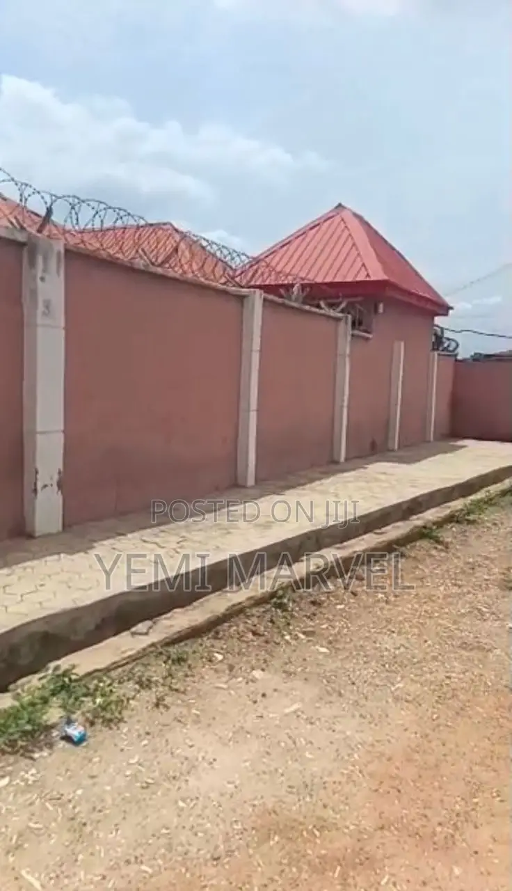 13bdrm Block of Flats in Apete Close To Oja,, Ajibode for sale in Ajibode