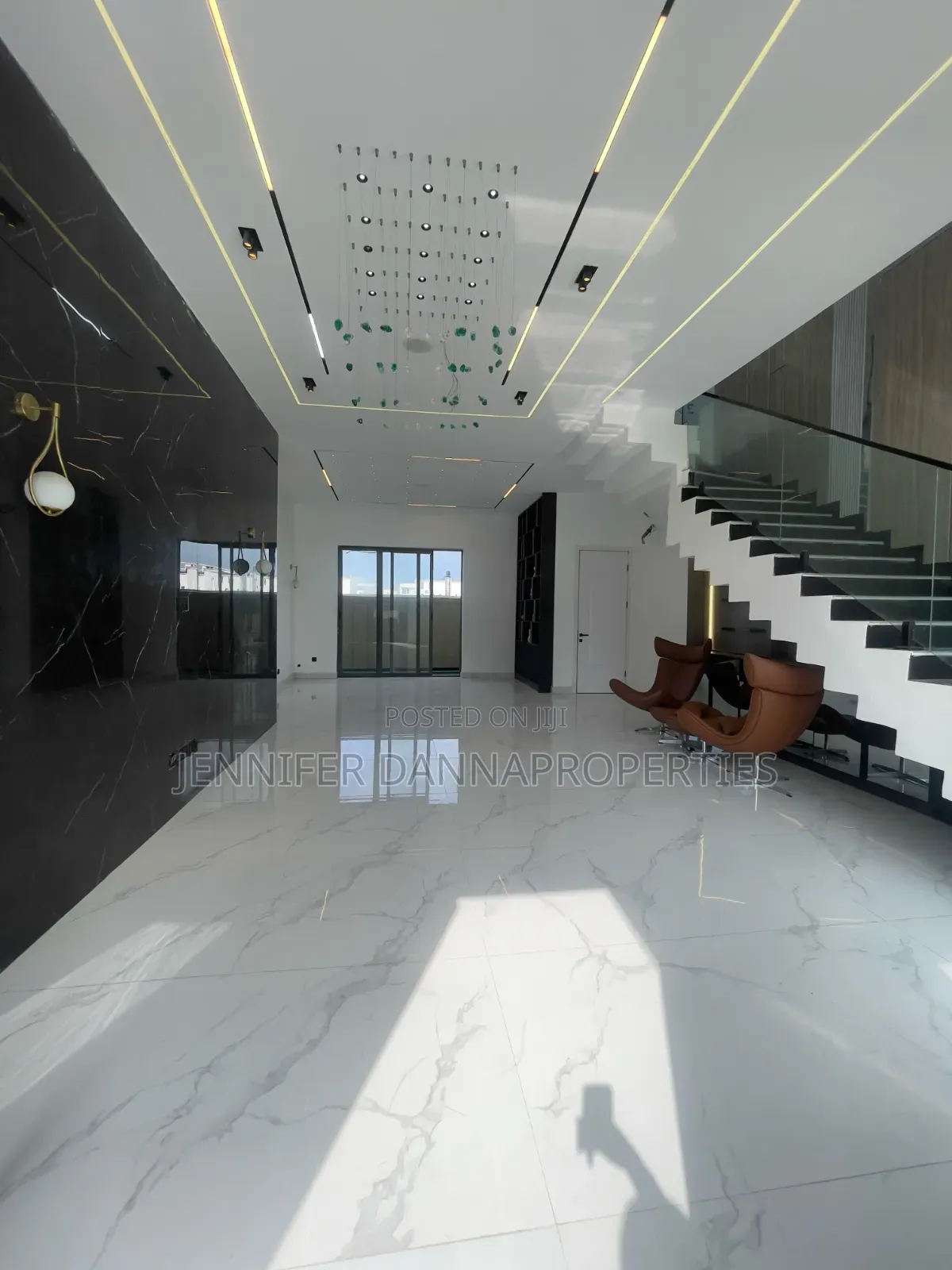 5bdrm Townhouse/Terrace in Lekki Phase 1 for sale in Lekki Phase 1