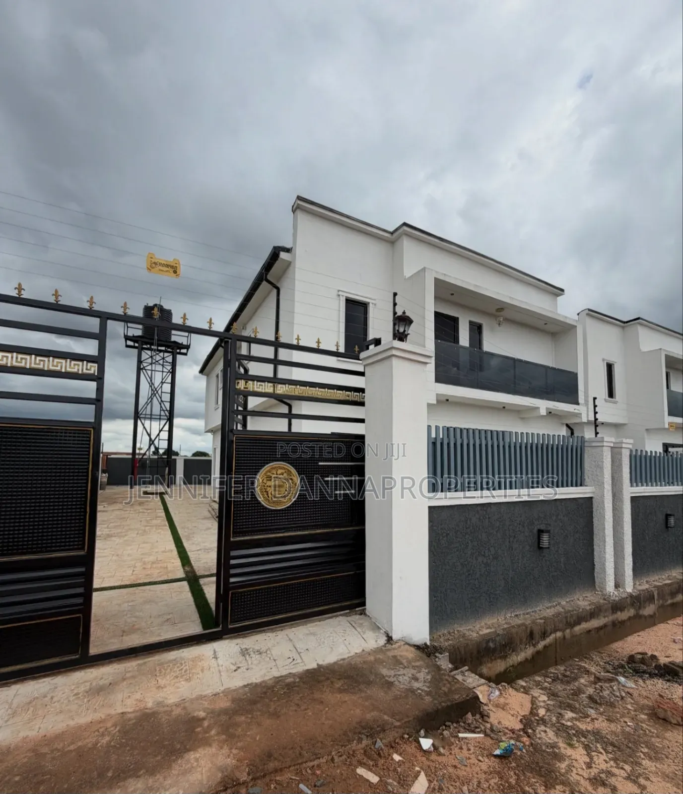 4bdrm Duplex in Enugu for sale in Enugu