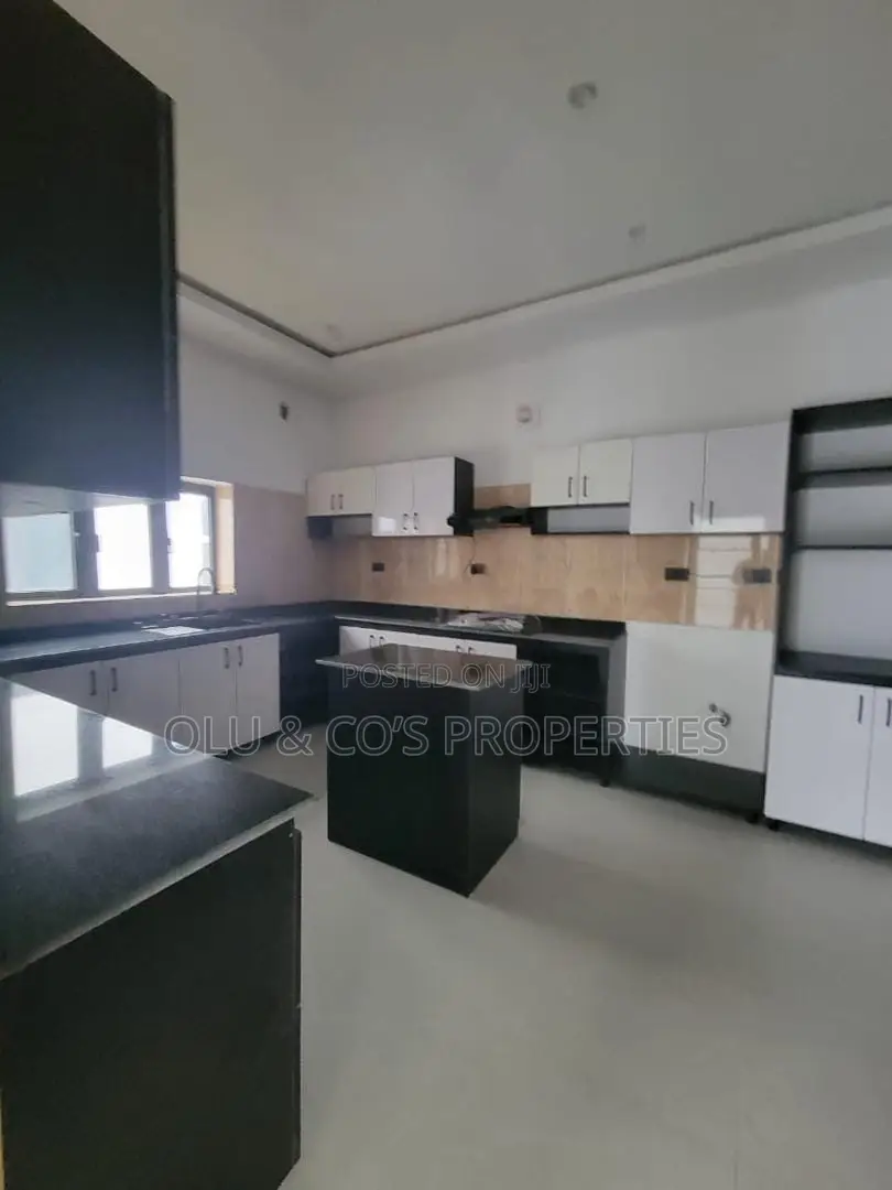 4bdrm Duplex in Idu By Nizamaye for rent in Idu