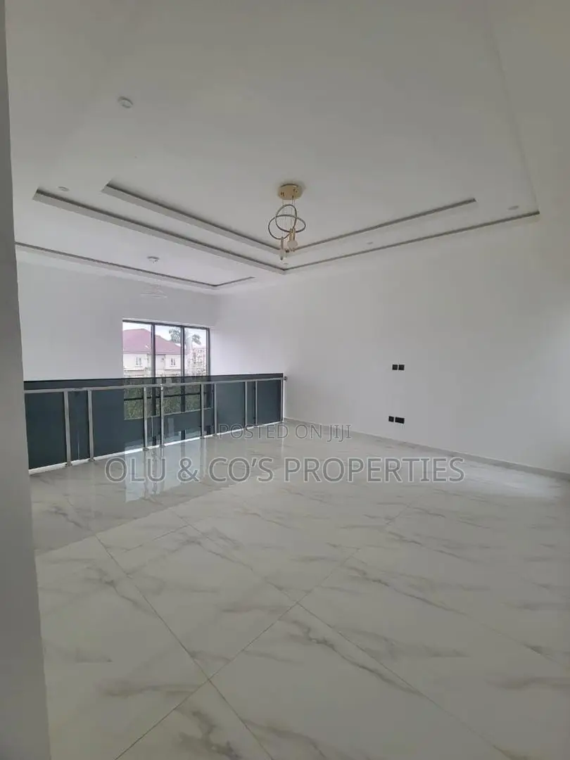 4bdrm Duplex in Idu By Nizamaye for rent in Idu