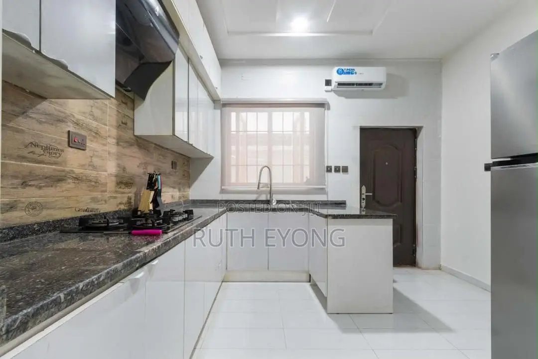 Furnished 4bdrm House in Lekki Right, Lekki, for rent in Lekki Phase 1