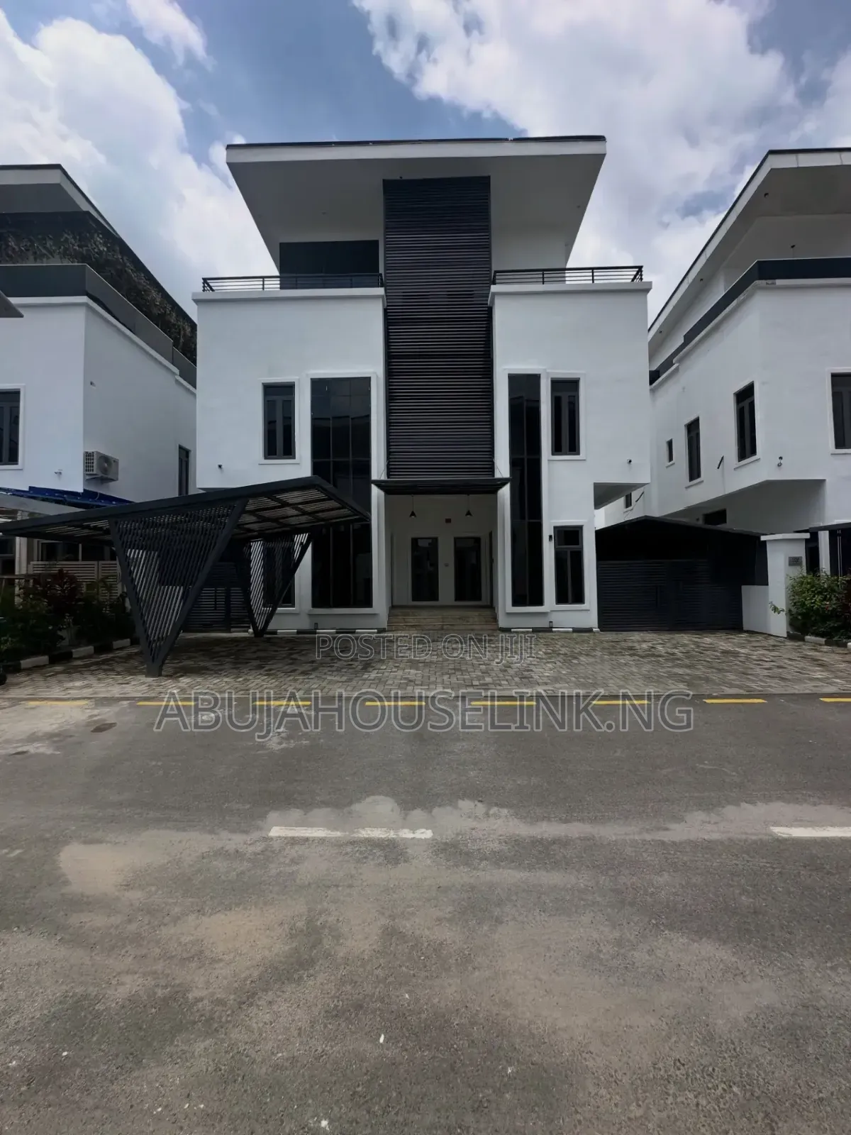 4bdrm Duplex in Jahi Abuja for sale in Jahi