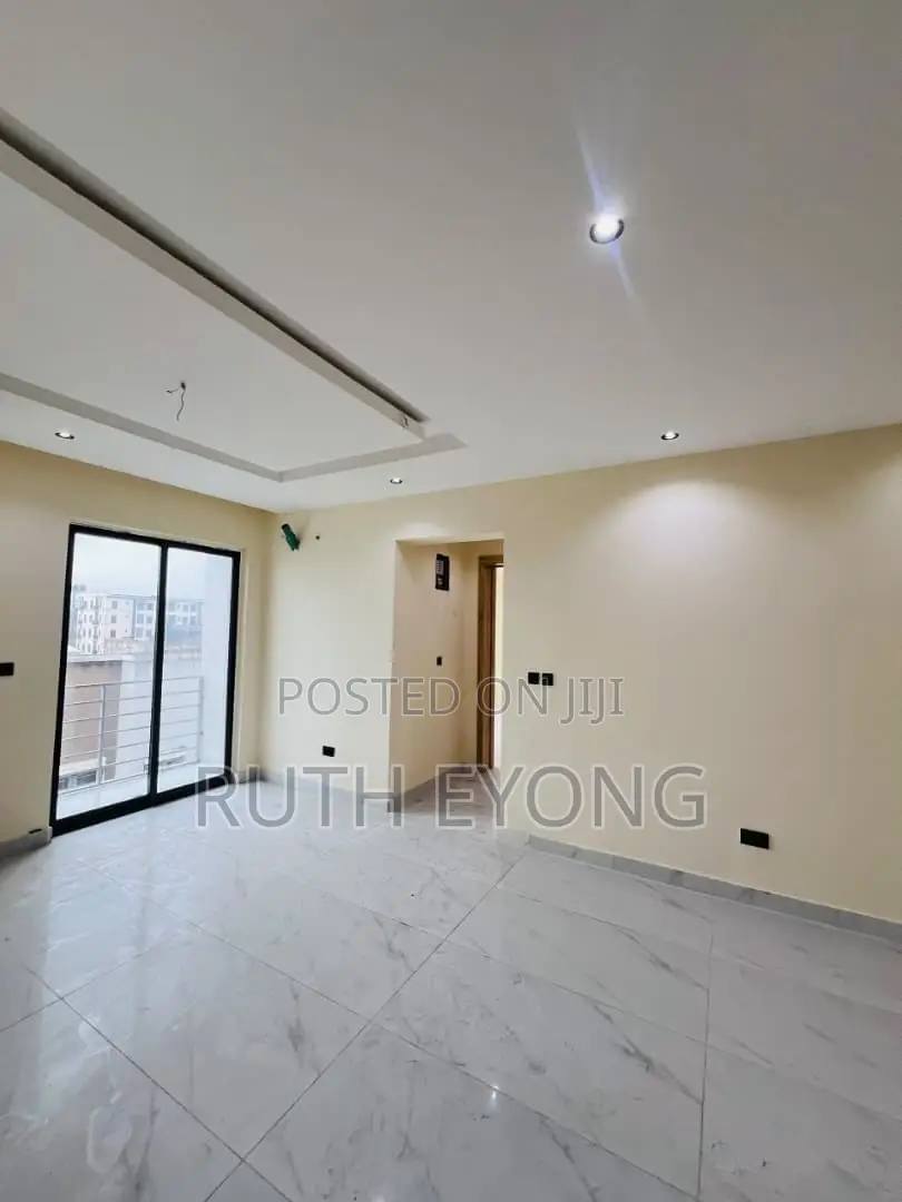 2bdrm Apartment in Ilasan, Ikate, for sale in Ilasan
