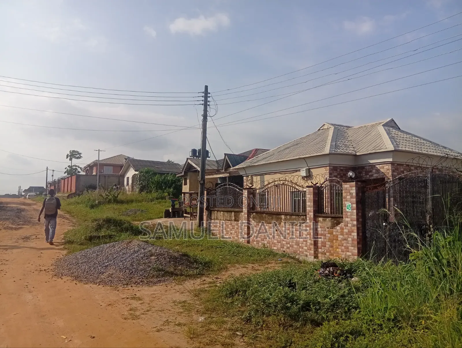 2bdrm Bungalow in Valleyview Estate, Ebute for sale in Ebute