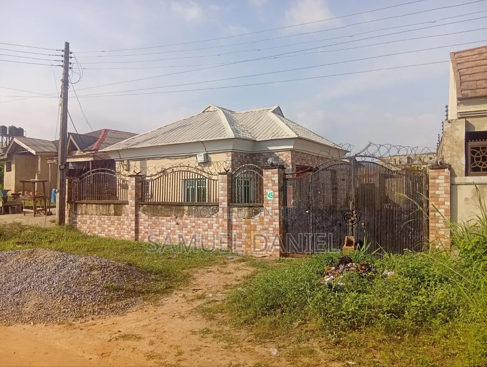 2bdrm Bungalow in Valleyview Estate, Ebute for sale in Ebute