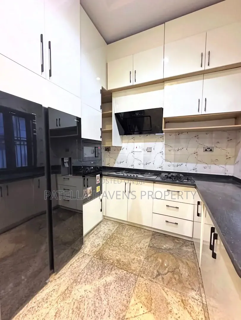4bdrm Duplex in Jahi for sale in Jahi