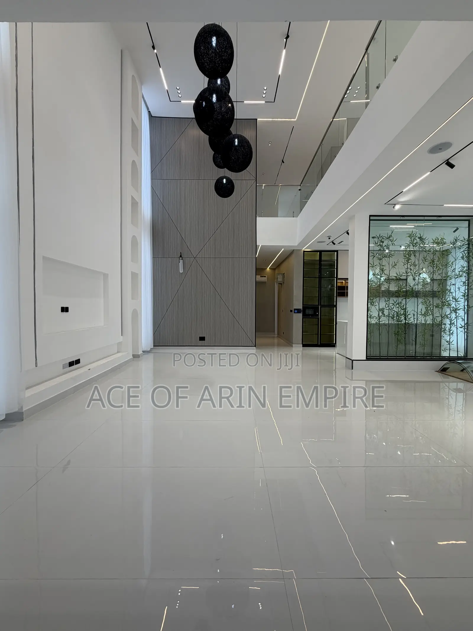 5bdrm Duplex in Osapa London for sale in Osapa london