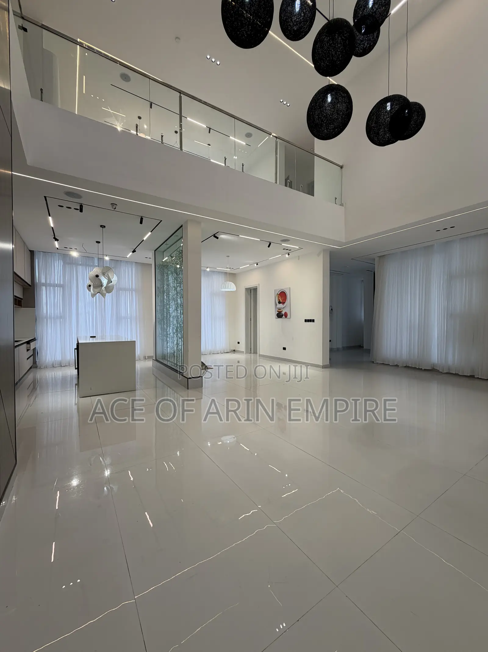 5bdrm Duplex in Osapa London for sale in Osapa london