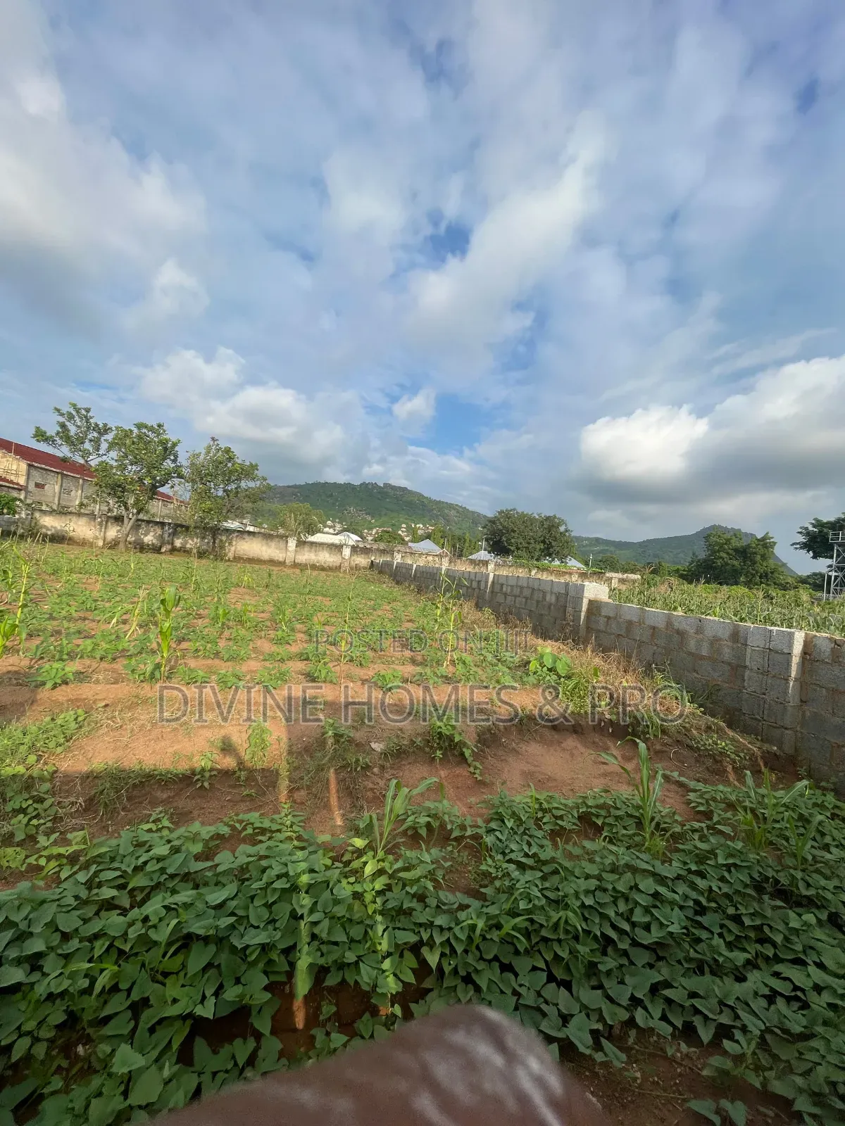 Distress Flat Land in a Strategic Location in Kubwa