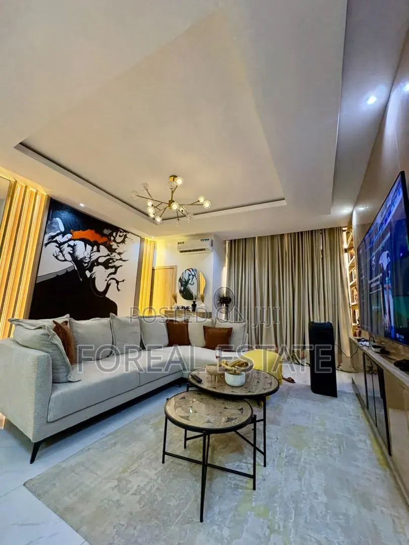 Cozy 2 Bedroom With Boom Speaker in Ikate