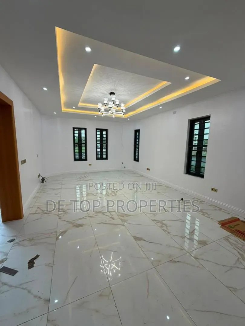 7bdrm Duplex in Royal Garden, Ajiwe for rent in Ajiwe