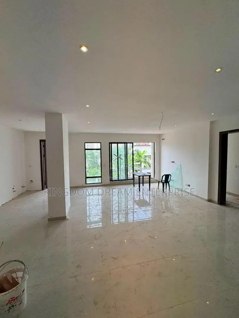 2bdrm Apartment in Ikoyi Lagos, Gerard Road for sale in Gerard Road