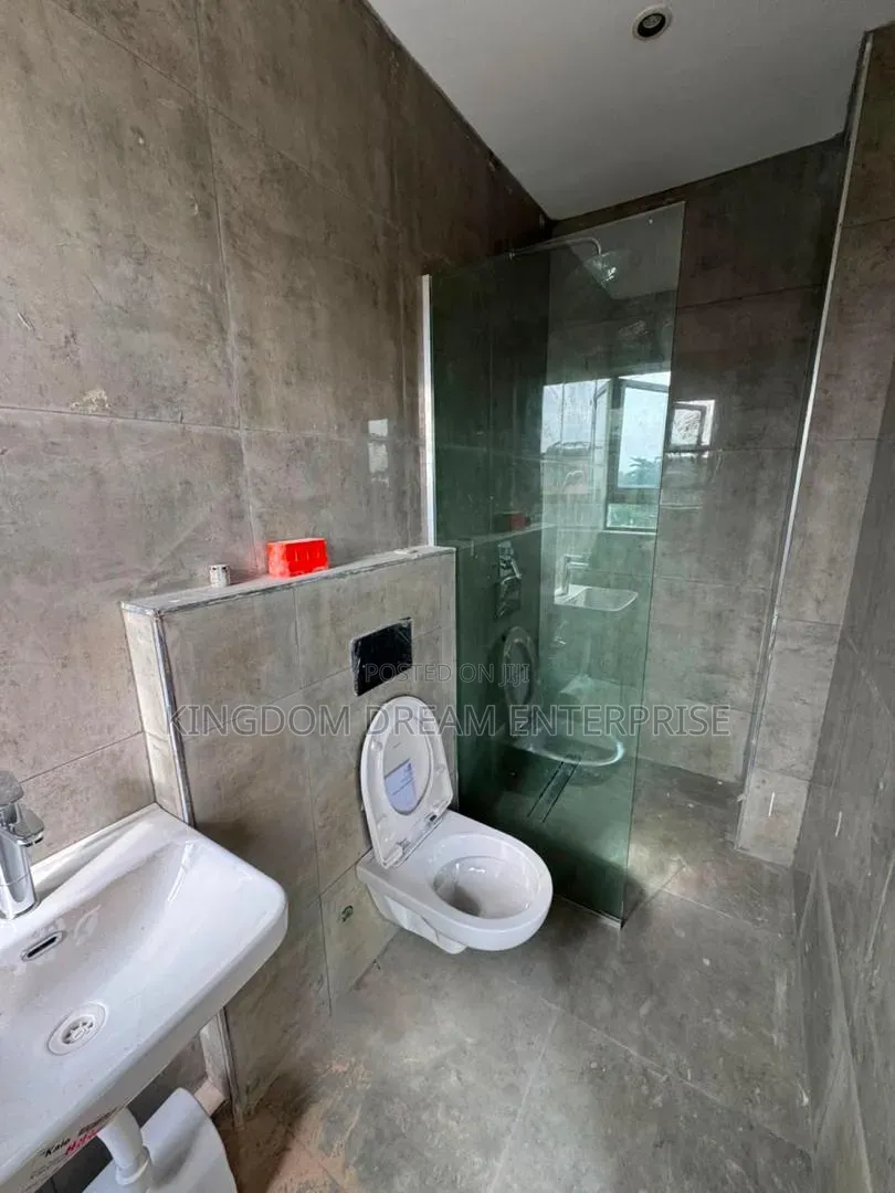 2bdrm Apartment in Ikoyi Lagos, Gerard Road for sale in Gerard Road