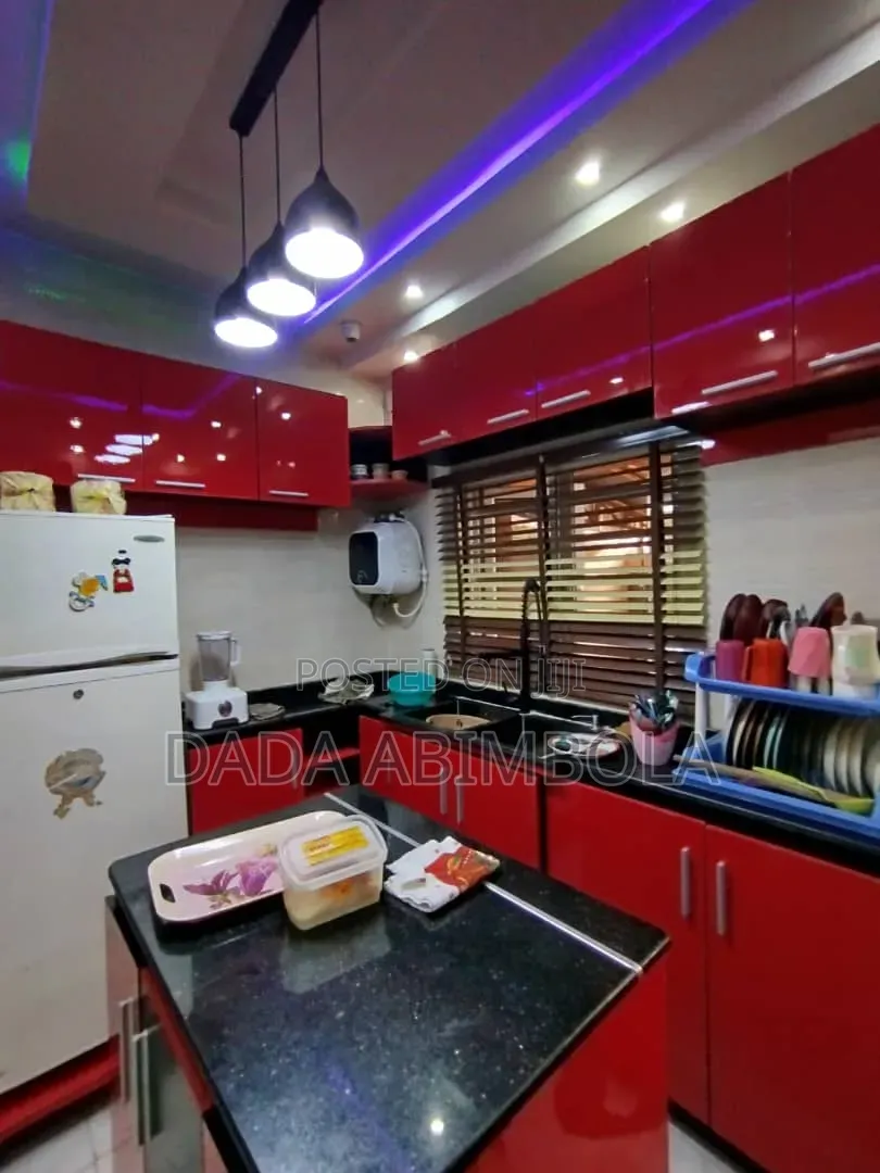 Furnished 4bdrm Duplex in Allen Avenue for rent in Allen Avenue