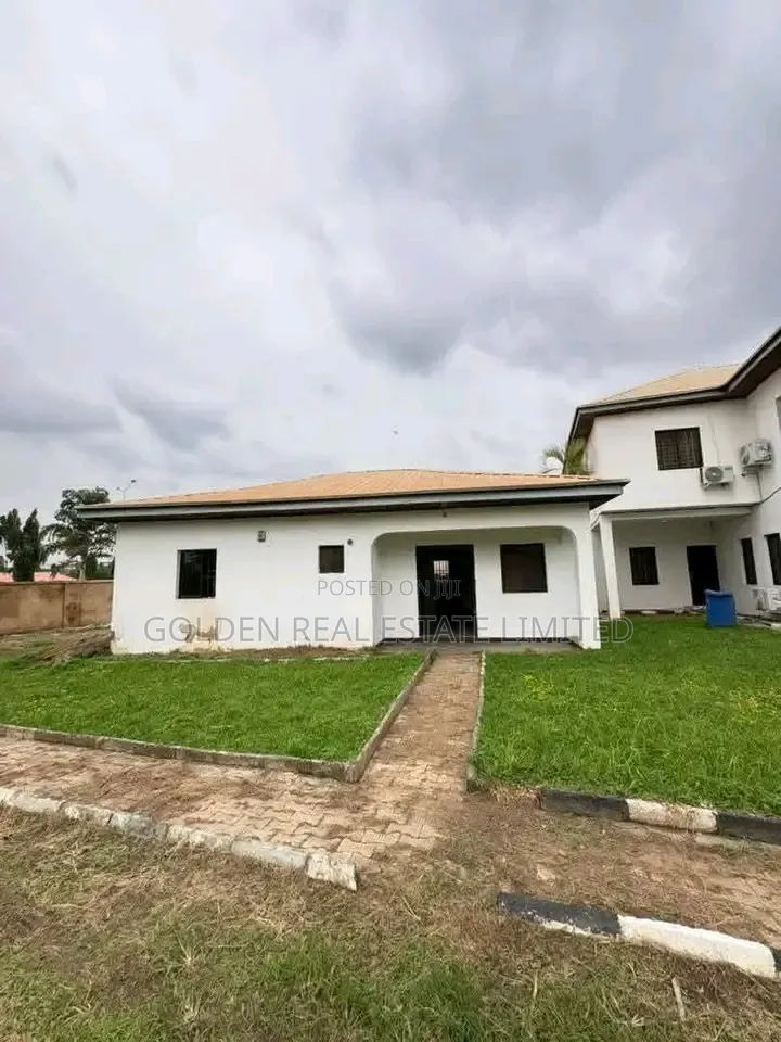 2bdrm Bungalow in Wuye for rent in Wuye