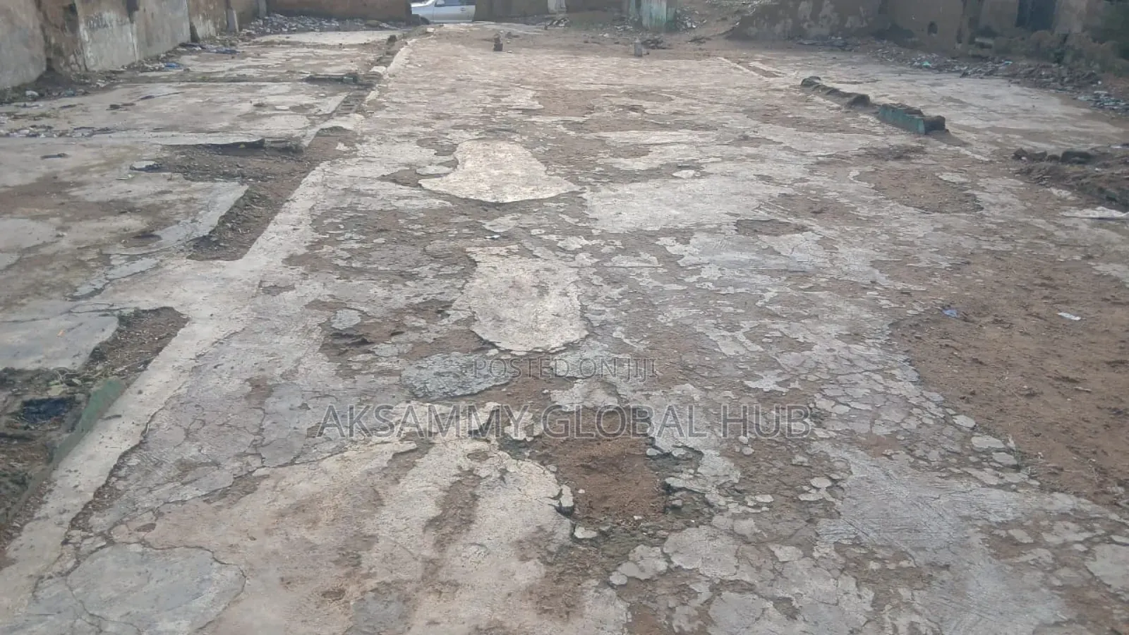 Commercial Land for Sale in Agbowo
