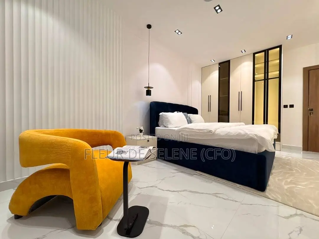 Luxurious 4 Bedroom Maisonnete in Old Ikoyi