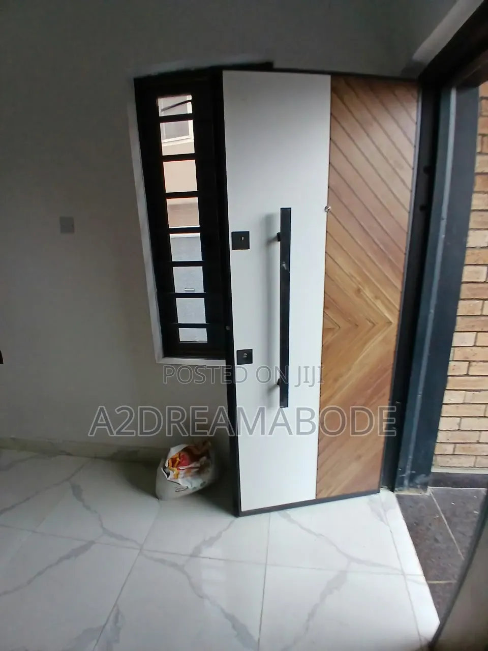 4bdrm Duplex in Off Ogudu Gra for sale in Ogudu Road
