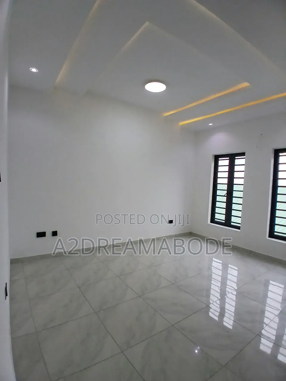 4bdrm Duplex in Ogudu Gra for sale in Ogudu GRA