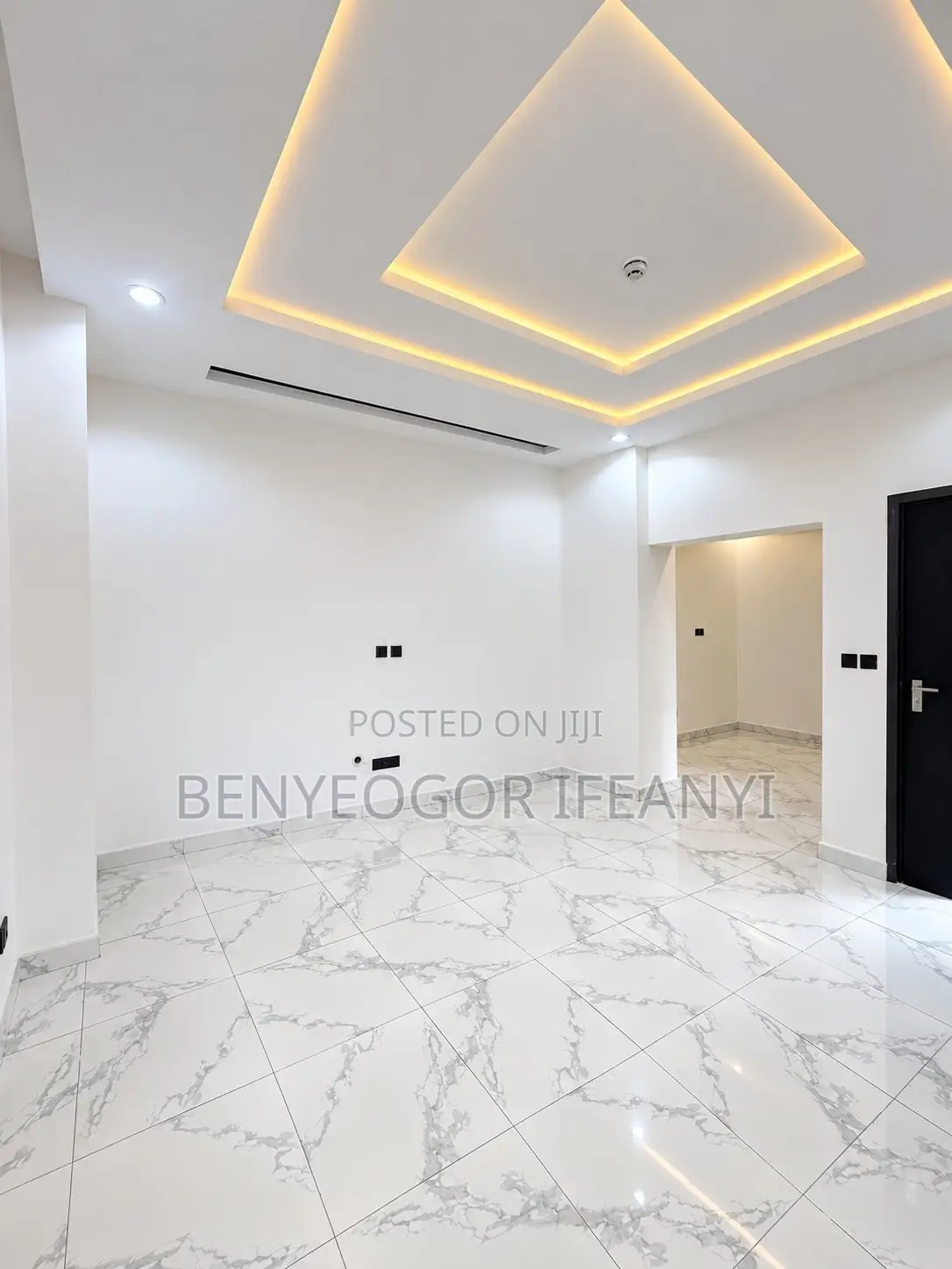 2bdrm Apartment in Bera Estate, Chevron for sale in Chevron