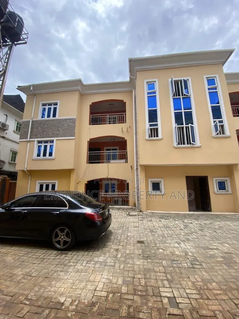 3bdrm Apartment in Chevron for rent in Chevron