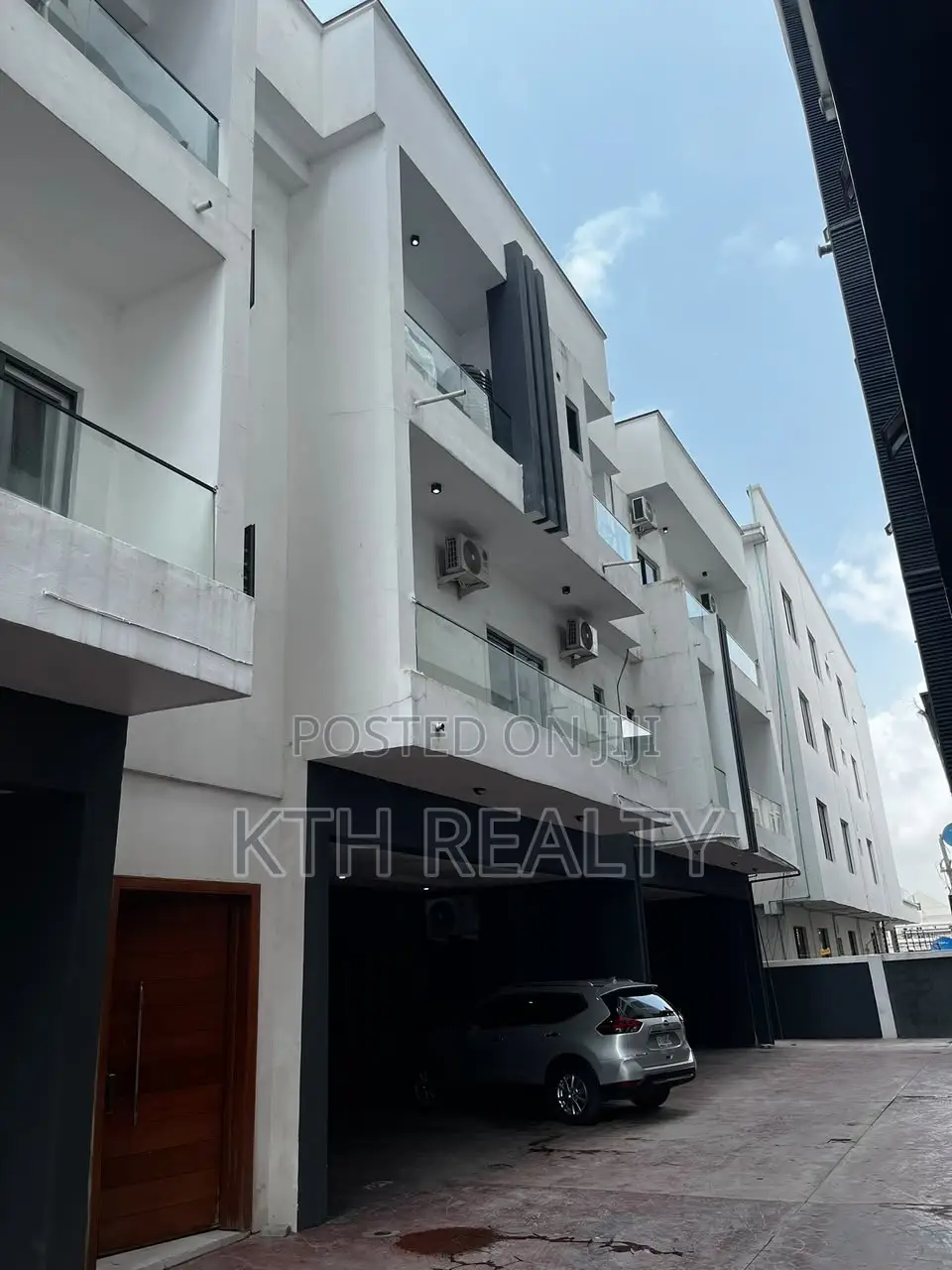 2bdrm Apartment in Ikate for sale in Ikate