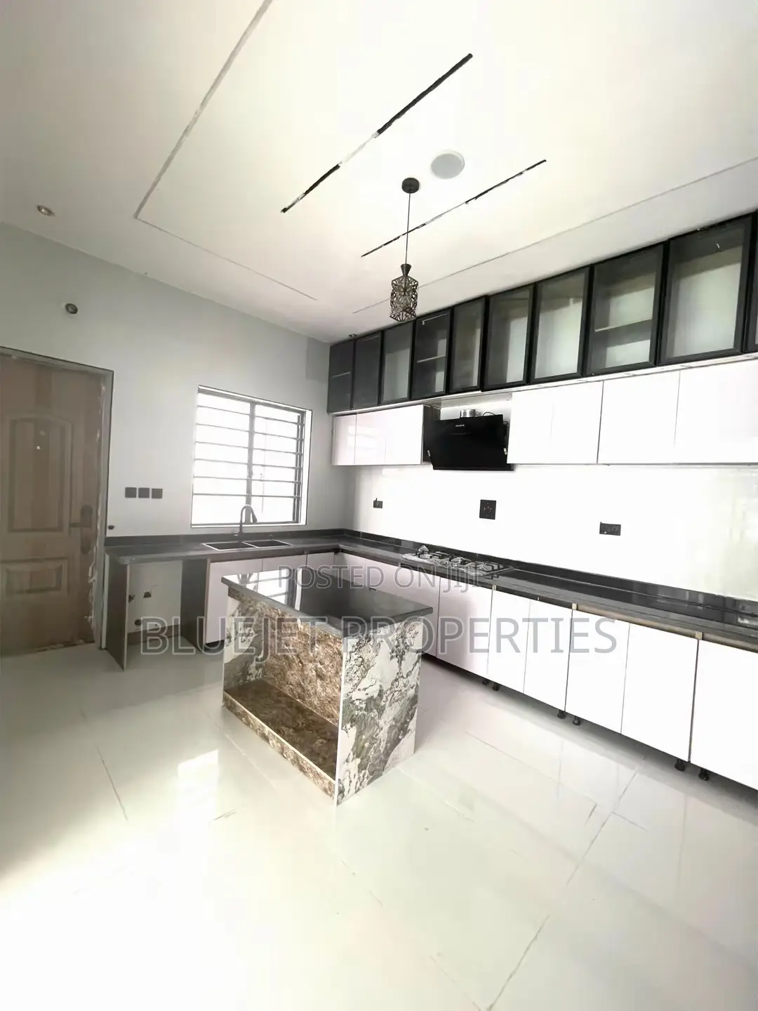 4bdrm Duplex in Ajah for sale in Ado / Ajah