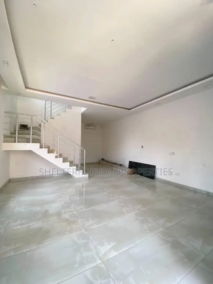4bdrm Duplex in Victoria Island Extension for sale in Victoria Island Extension