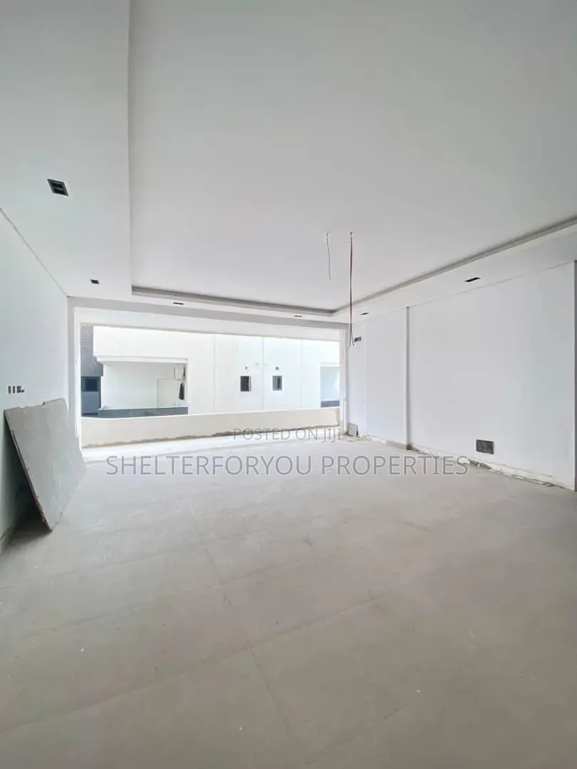 3bdrm Apartment in Victoria Island Extension for sale in Victoria Island Extension