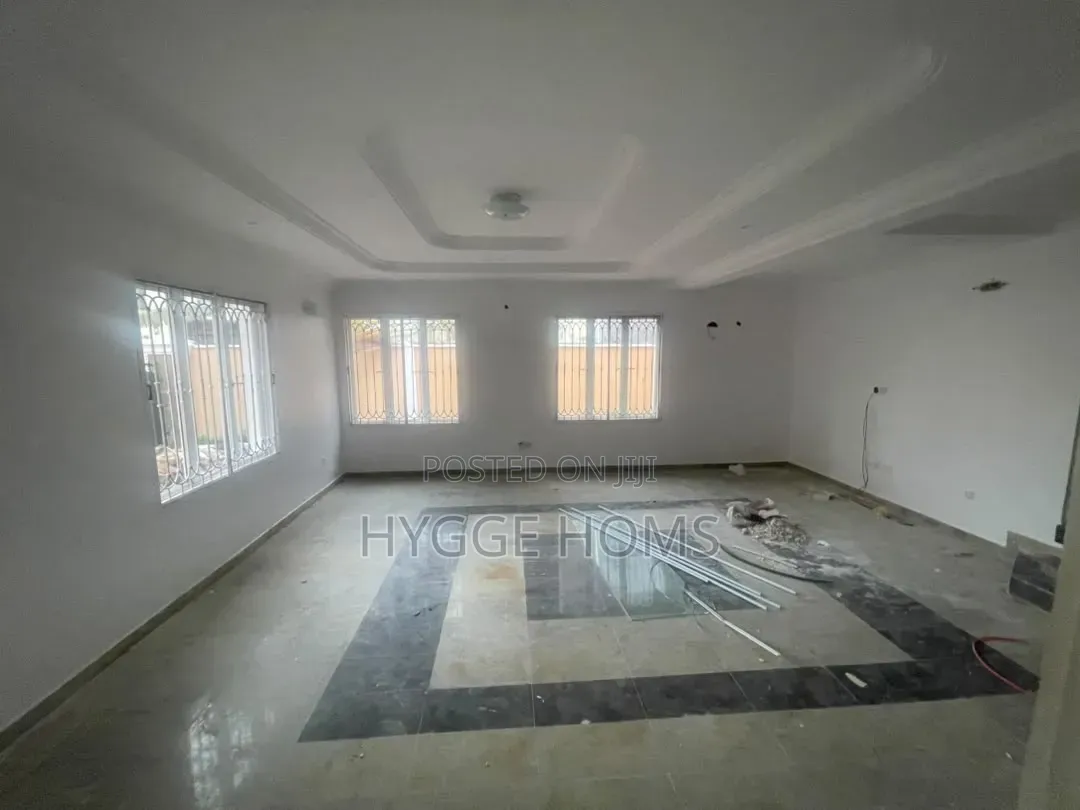 5bdrm Duplex in Banana Island Estate for rent in Banana Island