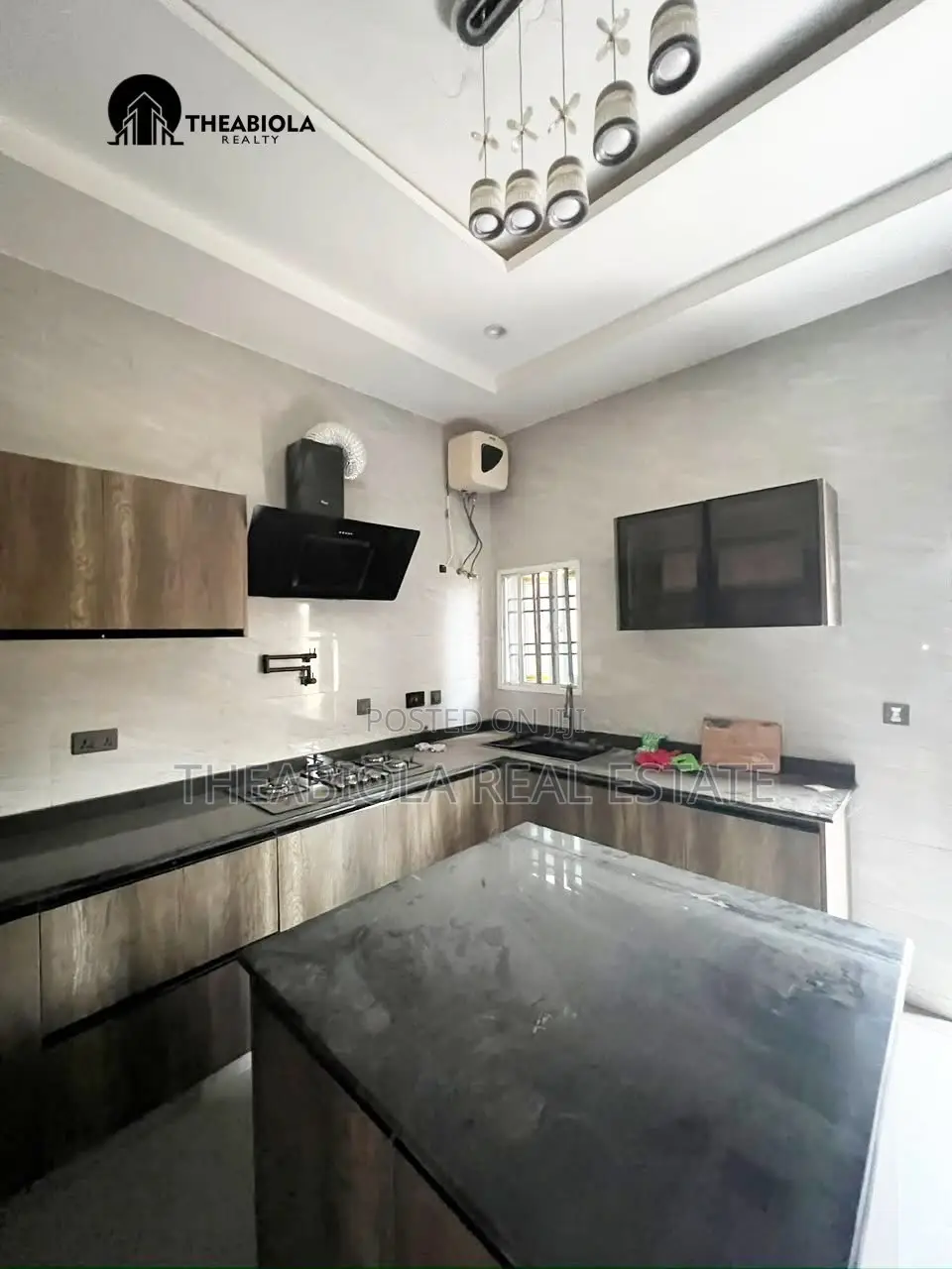 Furnished 4bdrm Townhouse/Terrace in Katampe (Main) for sale in Katampe (Main)