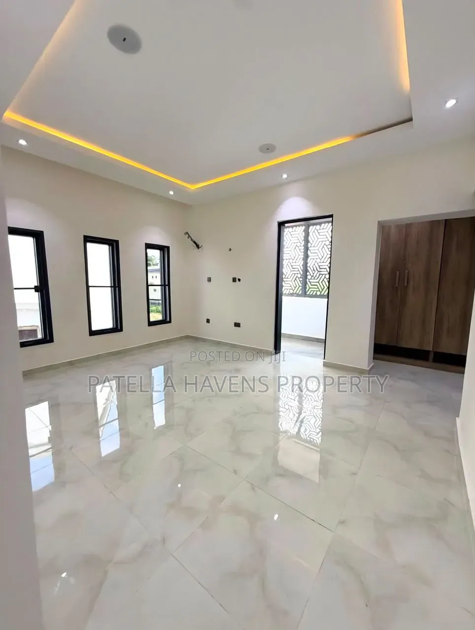 4bdrm Townhouse/Terrace in Guzape District for sale in Guzape District