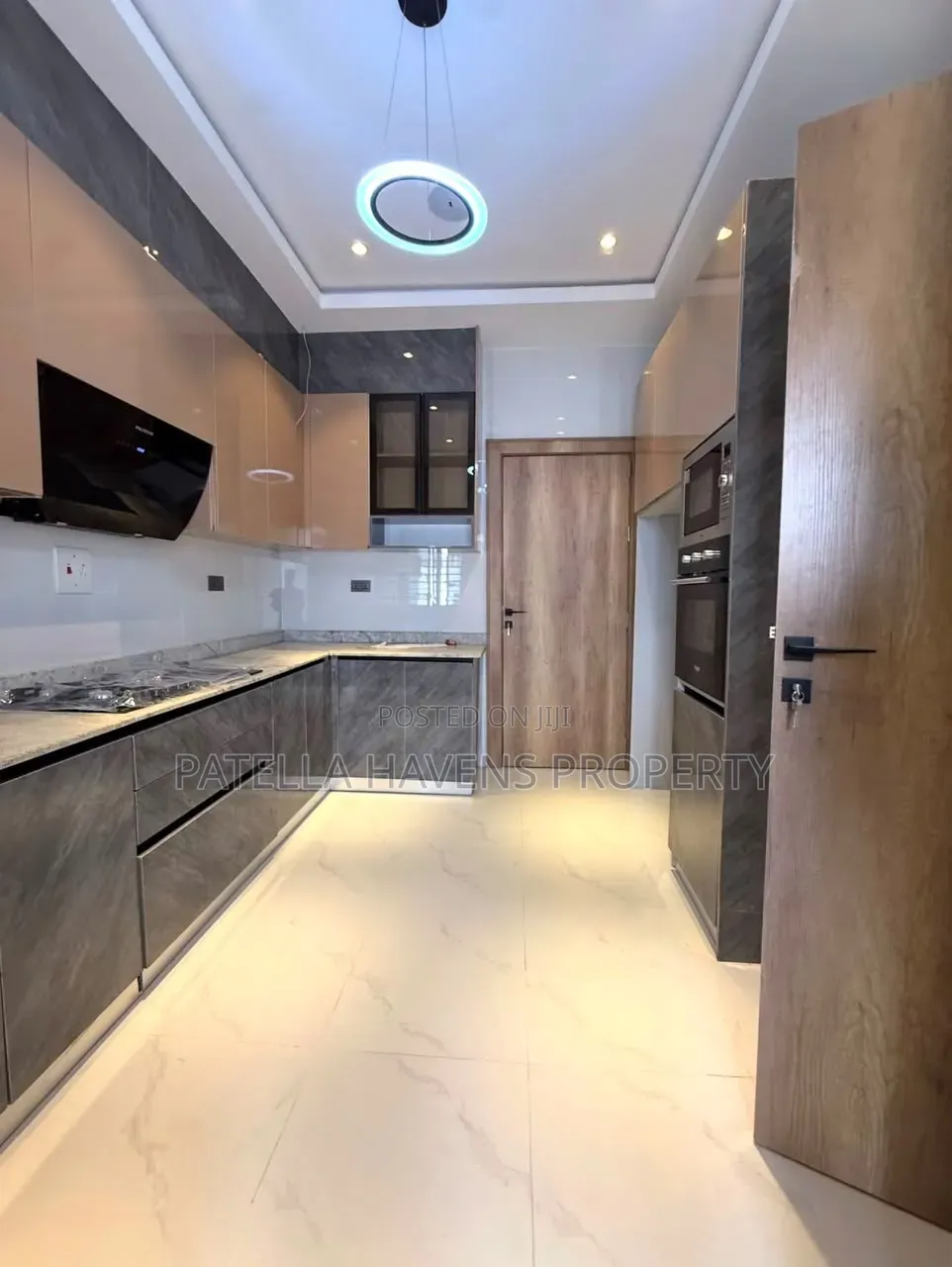 4bdrm Townhouse/Terrace in Guzape District for sale in Guzape District