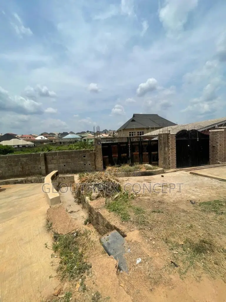 24 Units Commercial Office Complex at Bodija in Bodija
