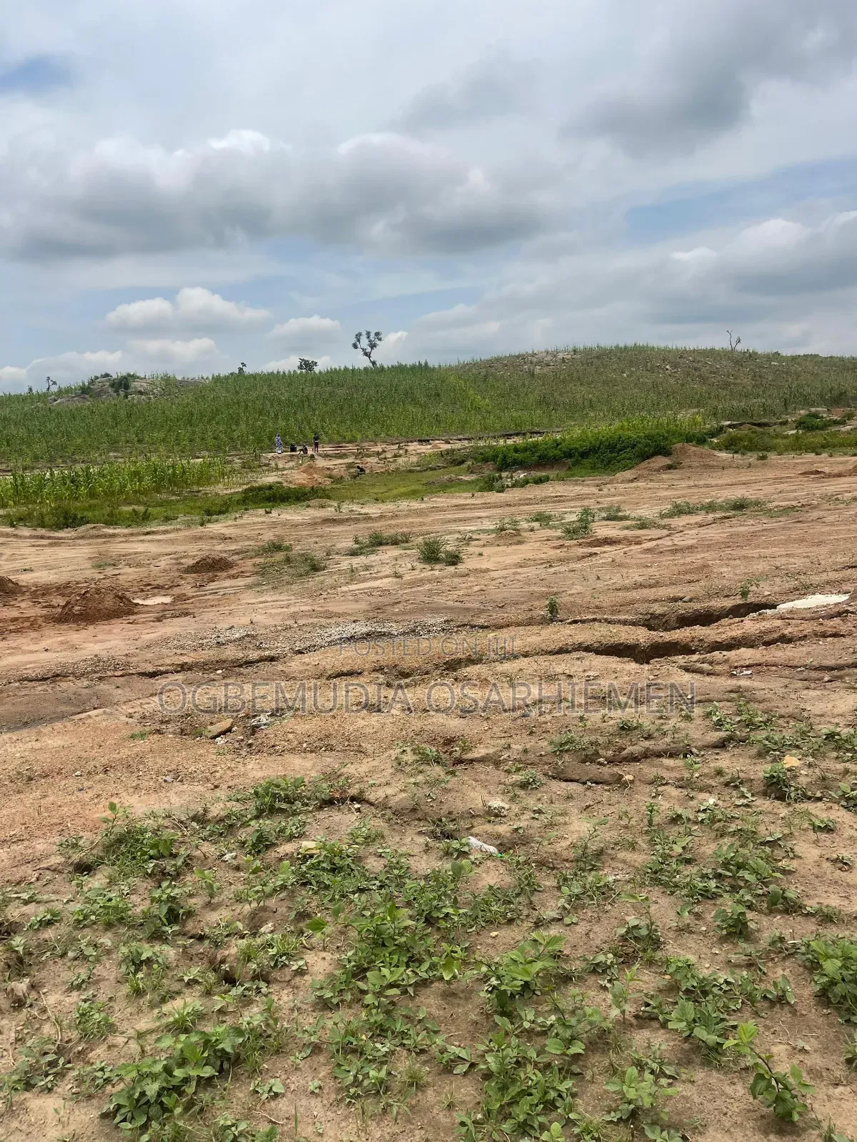 170sqm Estate Land for 3 Bedroom Duplex With CofO in Wasa