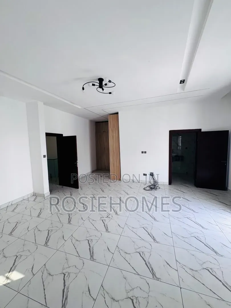 4bdrm Duplex in Orchid, Lekki Phase 1 for rent in Lekki Phase 1