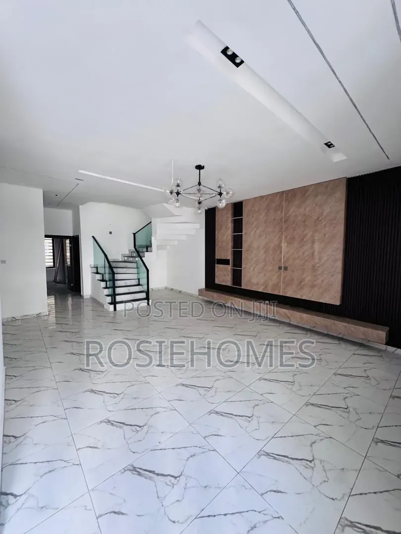 4bdrm Duplex in Orchid, Lekki Phase 1 for rent in Lekki Phase 1