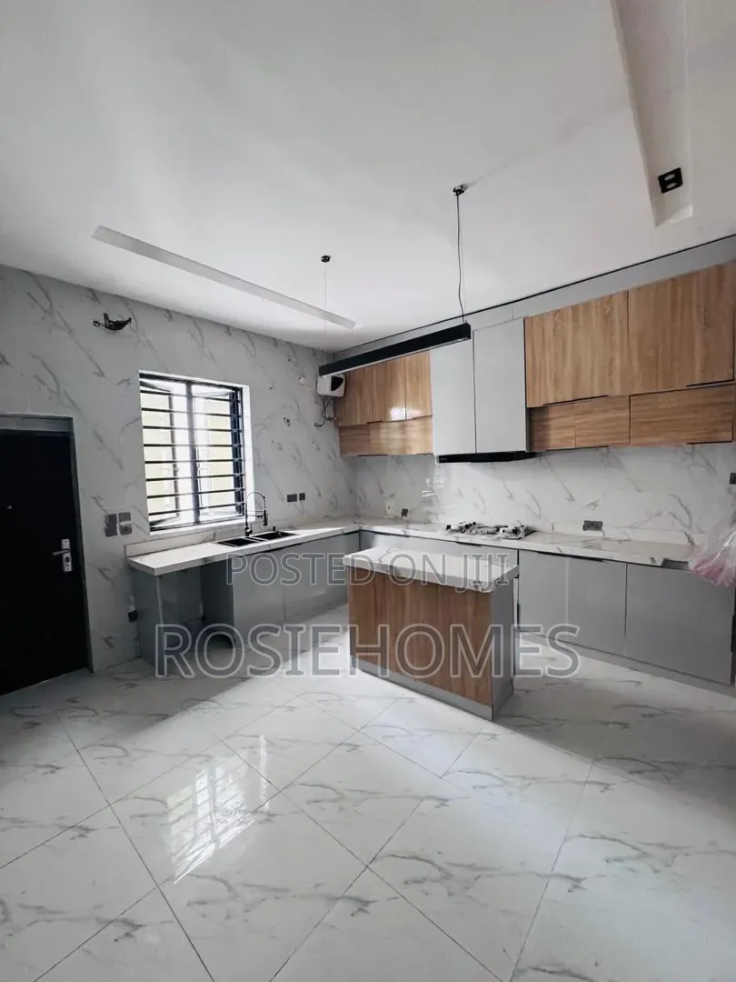 4bdrm Duplex in Orchid, Lekki Phase 1 for rent in Lekki Phase 1